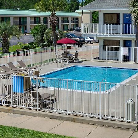 Motel 6 Gulfport, Ms Airport Exterior photo