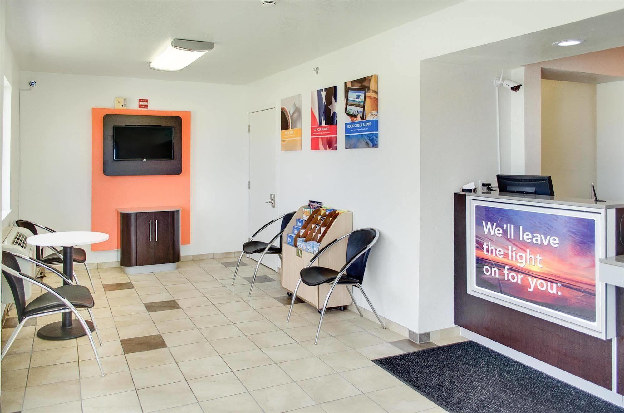 Motel 6 Gulfport, Ms Airport Exterior photo